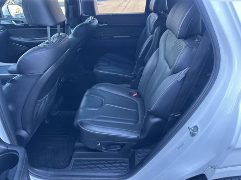 Used 2023 Hyundai Palisade Calligraphy image 7