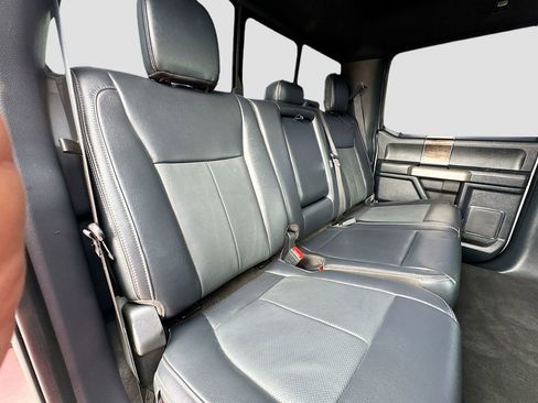 Used 2022 Ford F250 Lariat w/ Lariat Value Package AWD/4WD image 30