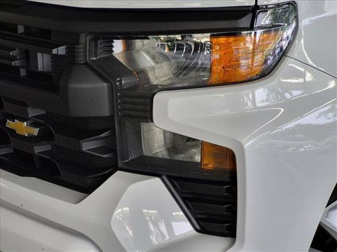 Used 2023 Chevrolet Silverado 1500 Custom RWD image 7