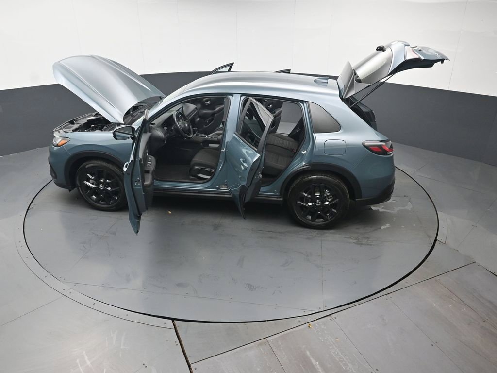 Certified 2025 Honda HR-V Sport image 43