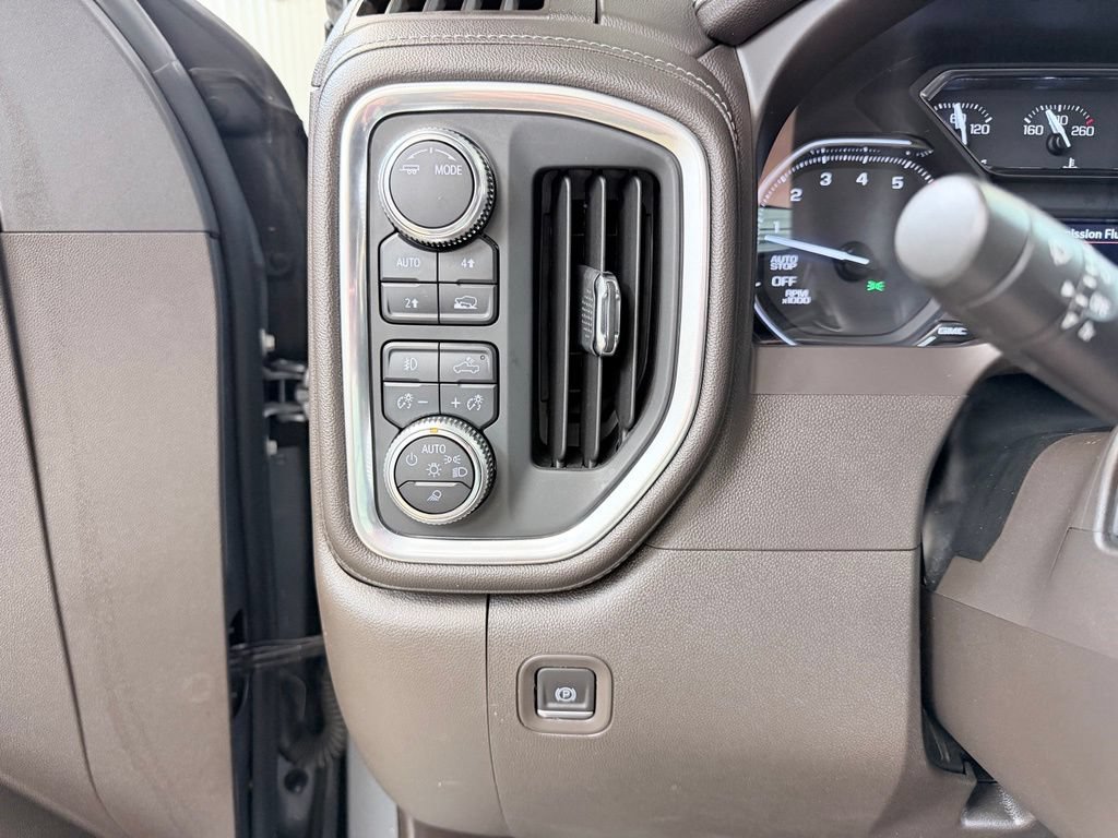 Used 2020 GMC Sierra 1500 SLT w/ SLT Premium Package AWD/4WD image 37