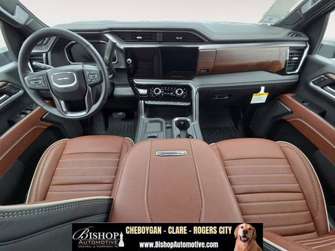 Used 2026 GMC Sierra 3500 Denali Ultimate AWD/4WD image 4