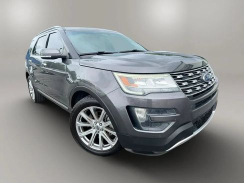 Used 2016 Ford Explorer Limited FWD image 2