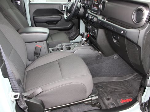 Used 2023 Jeep Wrangler Sport image 14