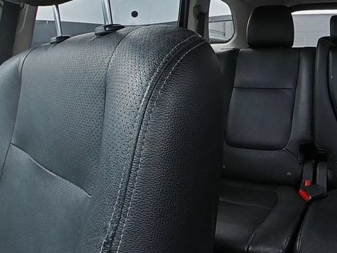 Used 2016 Mitsubishi Outlander AWD image 25