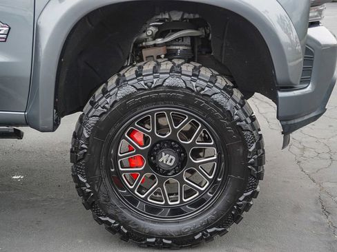 Used 2020 Chevrolet Silverado 1500 RST image 9