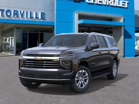 New 2026 Chevrolet Suburban LT RWD image 6
