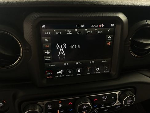 Used 2021 Jeep Wrangler Unlimited Sahara image 22