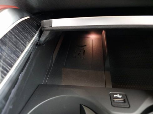 Used 2024 BMW X6 xDrive40i w/ Executive Package image 28