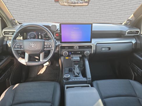 Used 2025 Toyota 4Runner TRD Off-Road Premium w/ Tow Technology Package AWD/4WD image 10