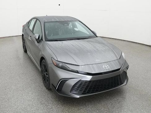 New 2026 Toyota Camry SE image 32