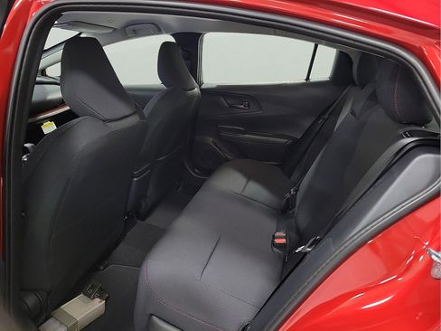 New 2026 Toyota Prius Plug-In Hybrid FWD image 8