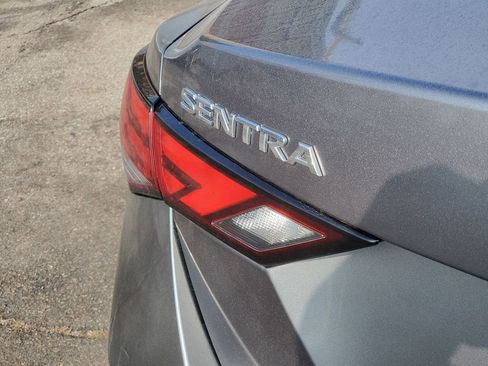 Used 2023 Nissan Sentra SV image 7
