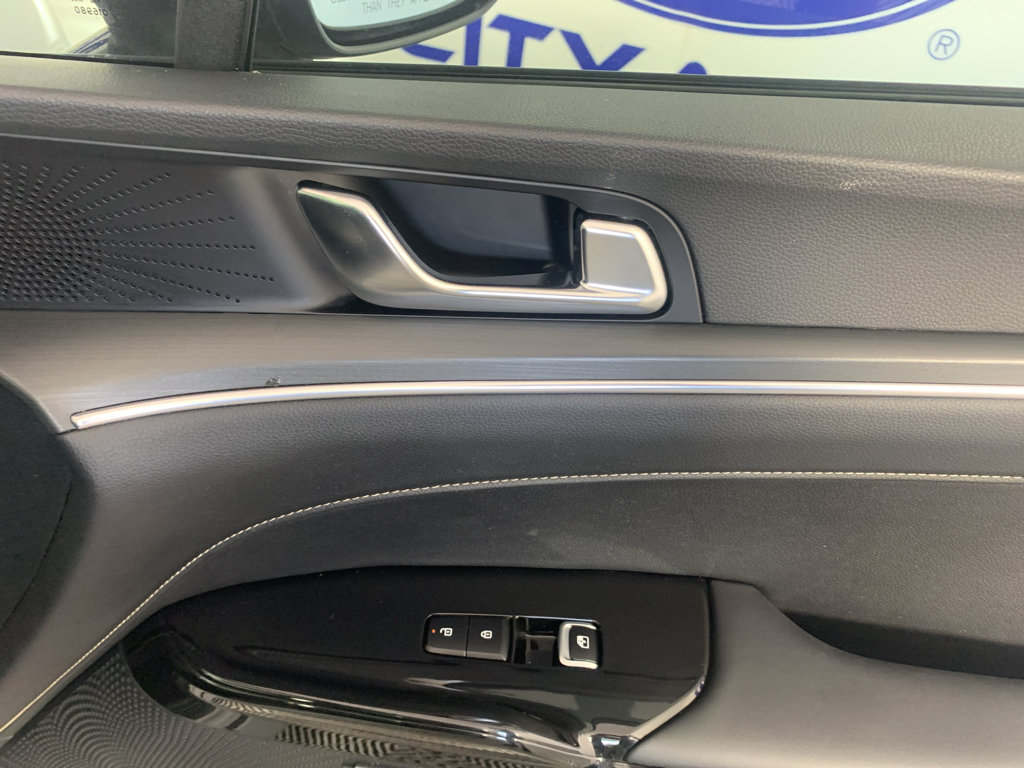 Used 2025 Kia K5 GT-Line w/ GT-Line Premium Package FWD image 39