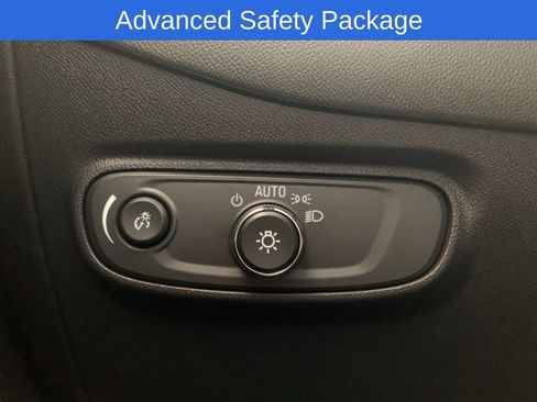 Used 2022 Chevrolet Equinox LT image 10