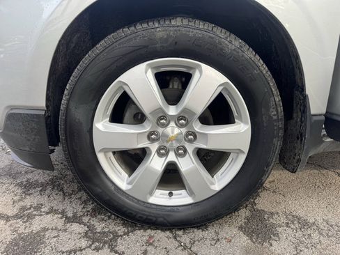 Used 2016 Chevrolet Traverse LT w/ Style and Technology Package AWD/4WD image 11