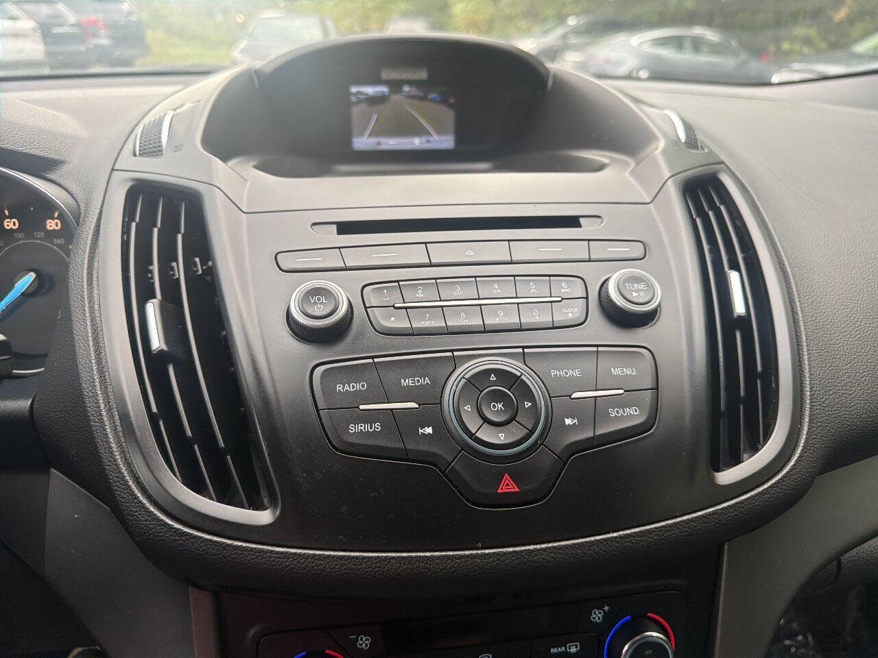 Used 2017 Ford Escape SE FWD image 21