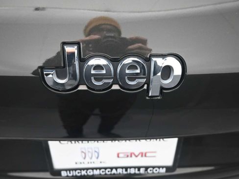 Used 2022 Jeep Grand Cherokee L Limited image 28