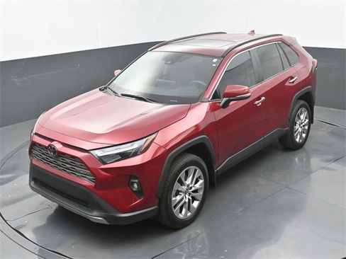 Used 2024 Toyota RAV4 Limited image 16
