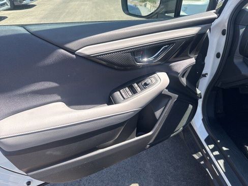 Used 2025 Subaru Outback Premium w/ Popular Package #1A image 18