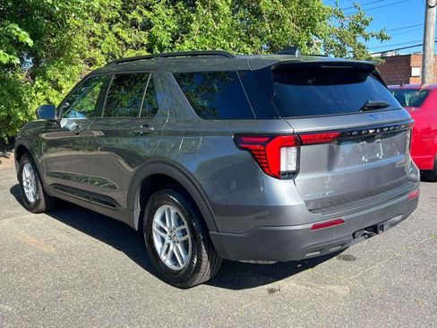 Used 2026 Ford Explorer Active AWD/4WD image 8