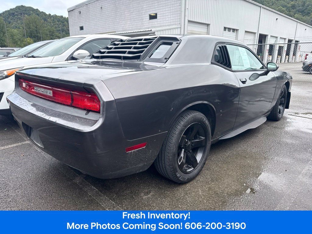Used 2014 Dodge Challenger SXT w/ Sound Group RWD image 4