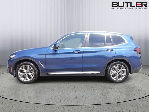 Used 2024 BMW X3 sDrive30i w/ Convenience Package RWD image 3