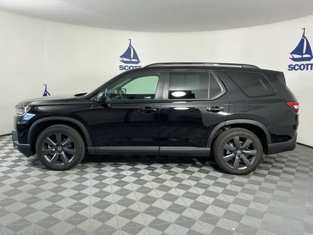 Certified 2026 Honda Pilot Sport image 4