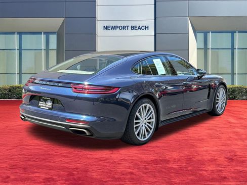 Used 2018 Porsche Panamera 4 AWD/4WD image 9