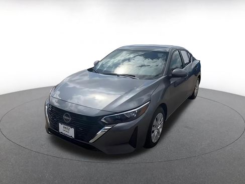 Used 2025 Nissan Sentra S image 7
