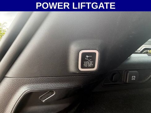 Used 2022 Jeep Grand Cherokee Trailhawk AWD/4WD image 15