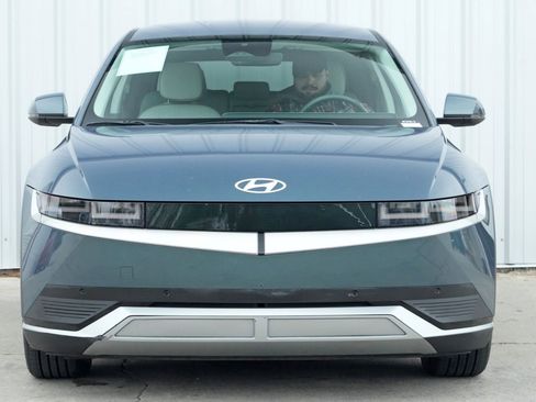 Used 2022 Hyundai Ioniq 5 SEL w/ Cargo Package image 6