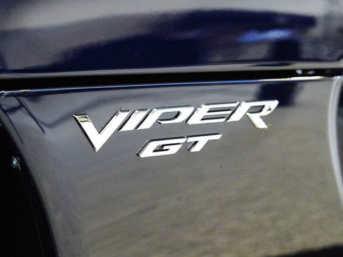 Used 2017 Dodge Viper GTC w/ GTS Interior Package RWD image 9