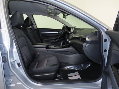 Certified 2023 Nissan Altima 2.5 SV image 30