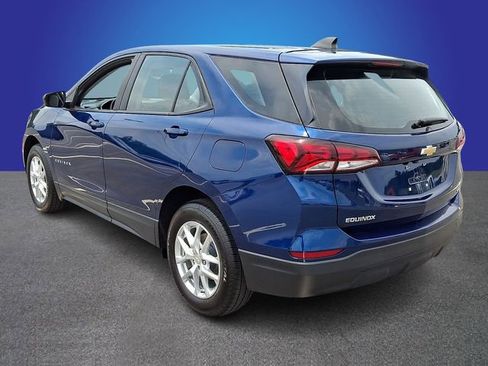 Used 2022 Chevrolet Equinox LS AWD/4WD image 6