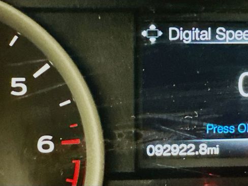 Used 2019 Ford F150 XLT w/ Equipment Group 302A Luxury image 18