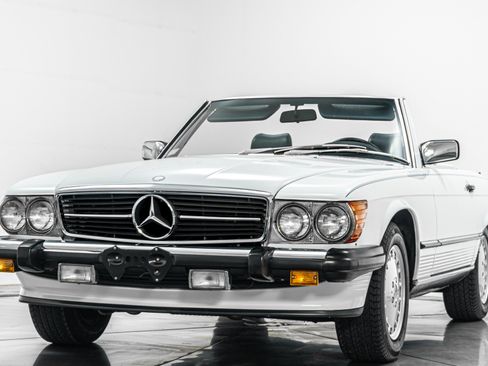 Used 1987 Mercedes-Benz 560 SL image 5