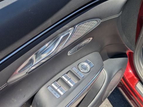 Used 2023 Genesis GV70 2.5T w/ Select Package image 27