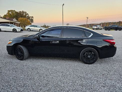 Used 2017 Nissan Altima 2.5 S w/ Power Driver Seat Package image 7