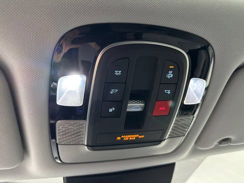 Used 2025 Hyundai Palisade SEL FWD image 34