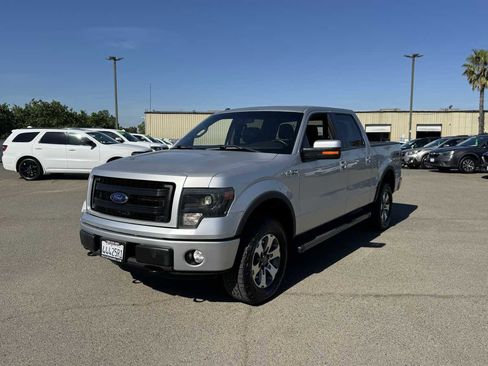Used 2014 Ford F150 FX4 w/ Equipment Group 402A Luxury image 5
