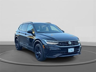 Used 2024 Volkswagen Tiguan SE R-Line