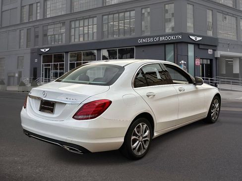 Used 2015 Mercedes-Benz C 300 4MATIC Sedan image 3