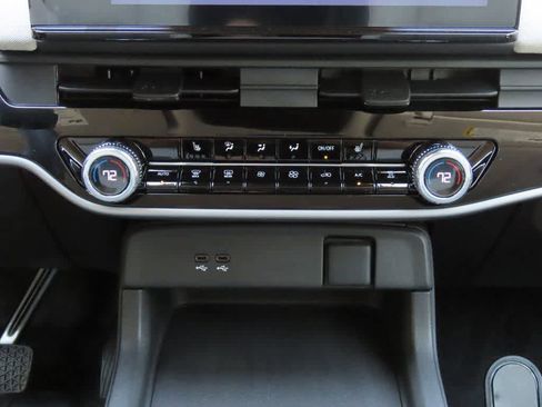 New 2026 Honda Prologue EX image 20