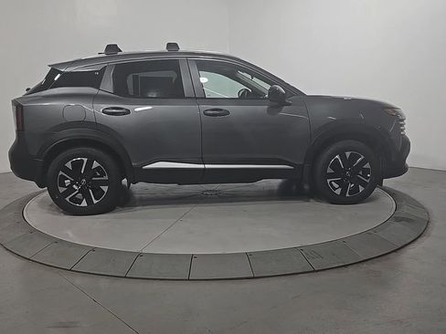 New 2026 Nissan Kicks SV image 6