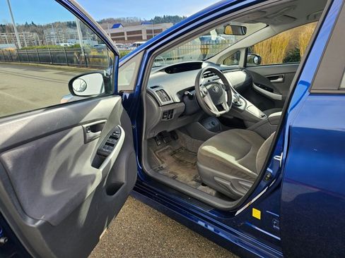 Used 2011 Toyota Prius Two image 14