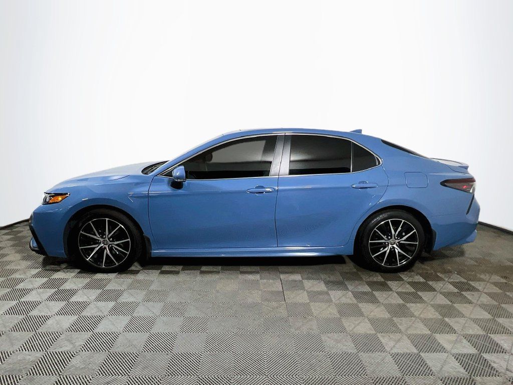 Certified 2024 Toyota Camry SE w/ Audio Upgrade Package AWD/4WD image 4