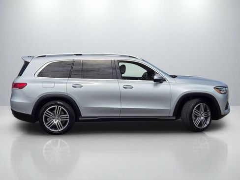 Used 2023 Mercedes-Benz GLS 450 4MATIC image 3