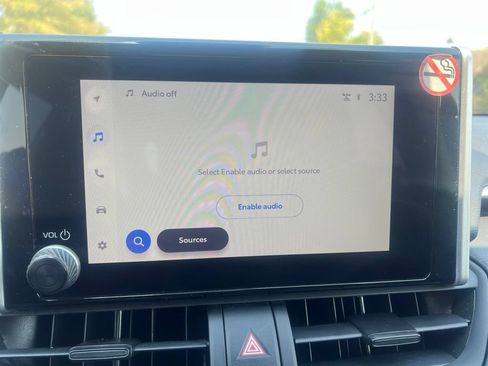 Used 2025 Toyota RAV4 XLE FWD image 4