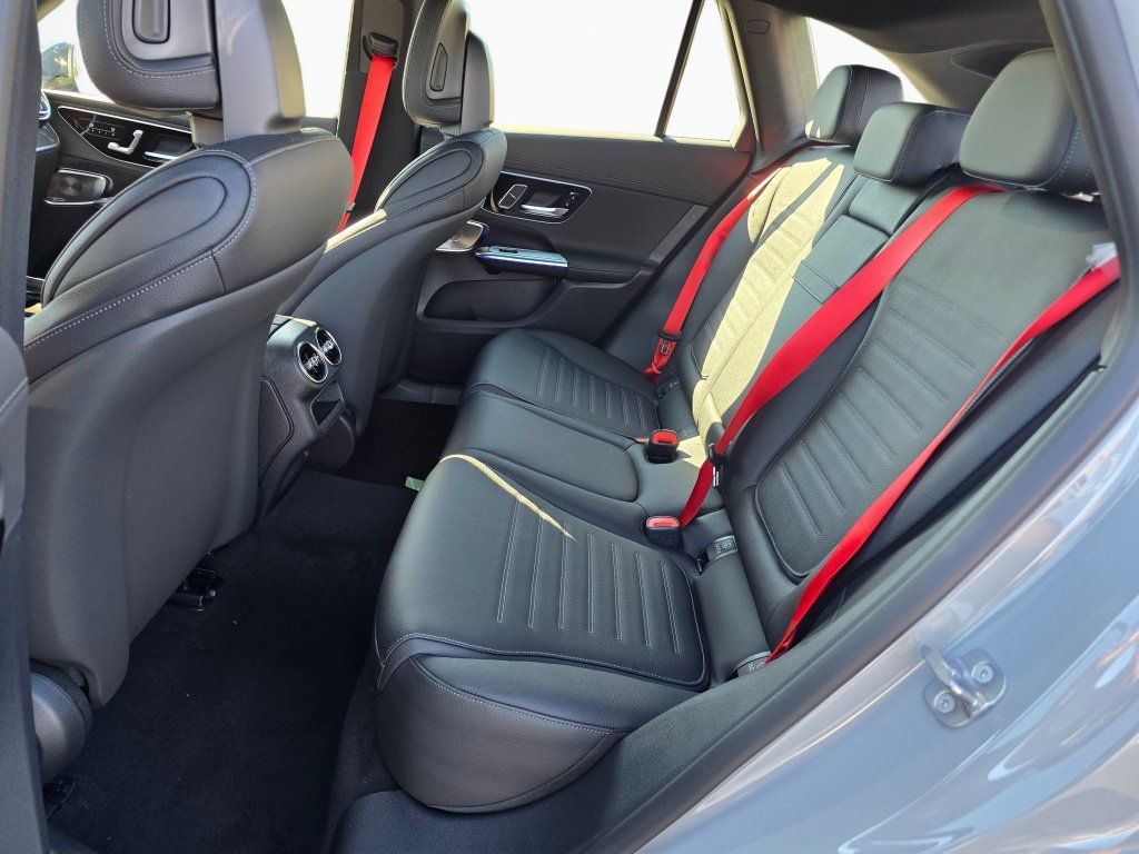 New 2027 Mercedes-Benz GLC 53 AMG 4MATIC image 18